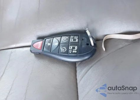 2012 Chrysler Town & Country Limited z USA, uszkodzony, nr VIN 2C4RC1GG9CR340121